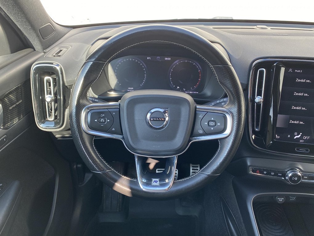 Volvo XC40 2.0T5 R-design AWD