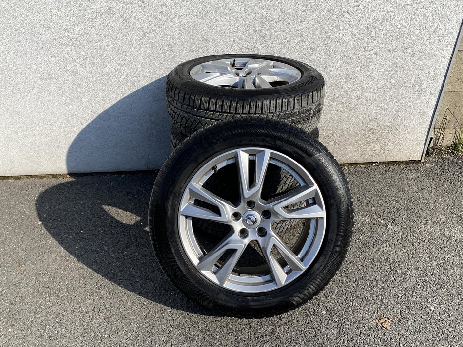 Volvo XC40 2.0T5 R-design AWD