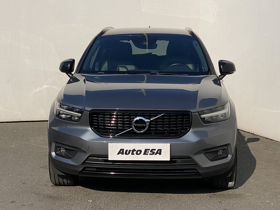Volvo XC40 2.0T5 R-design AWD