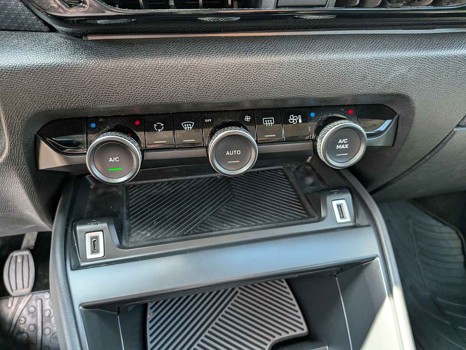 Citroën C4 1.2 PT 
