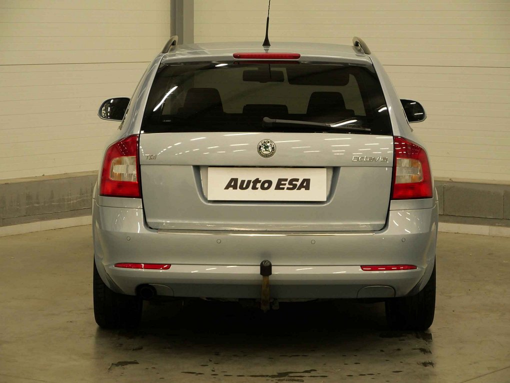Škoda Octavia II 1.6 TDi Elegance