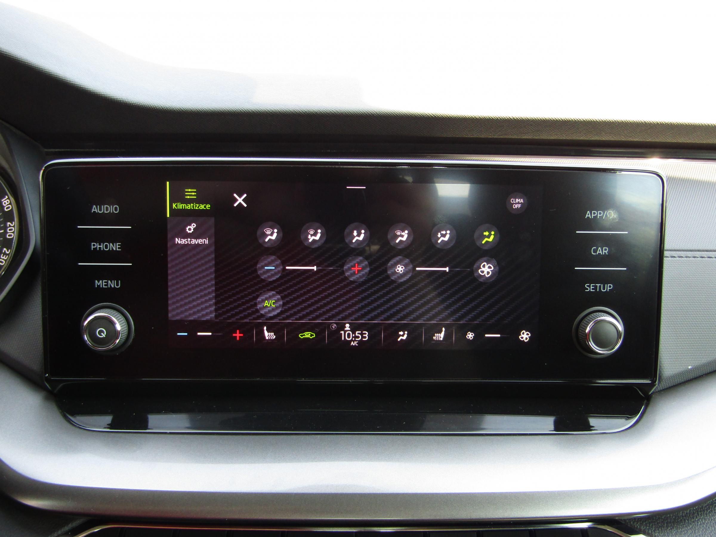 Škoda Octavia IV, 2020 - pohled č. 15