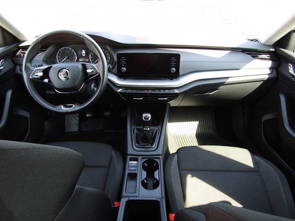 Škoda Octavia IV 2.0 TDi Active