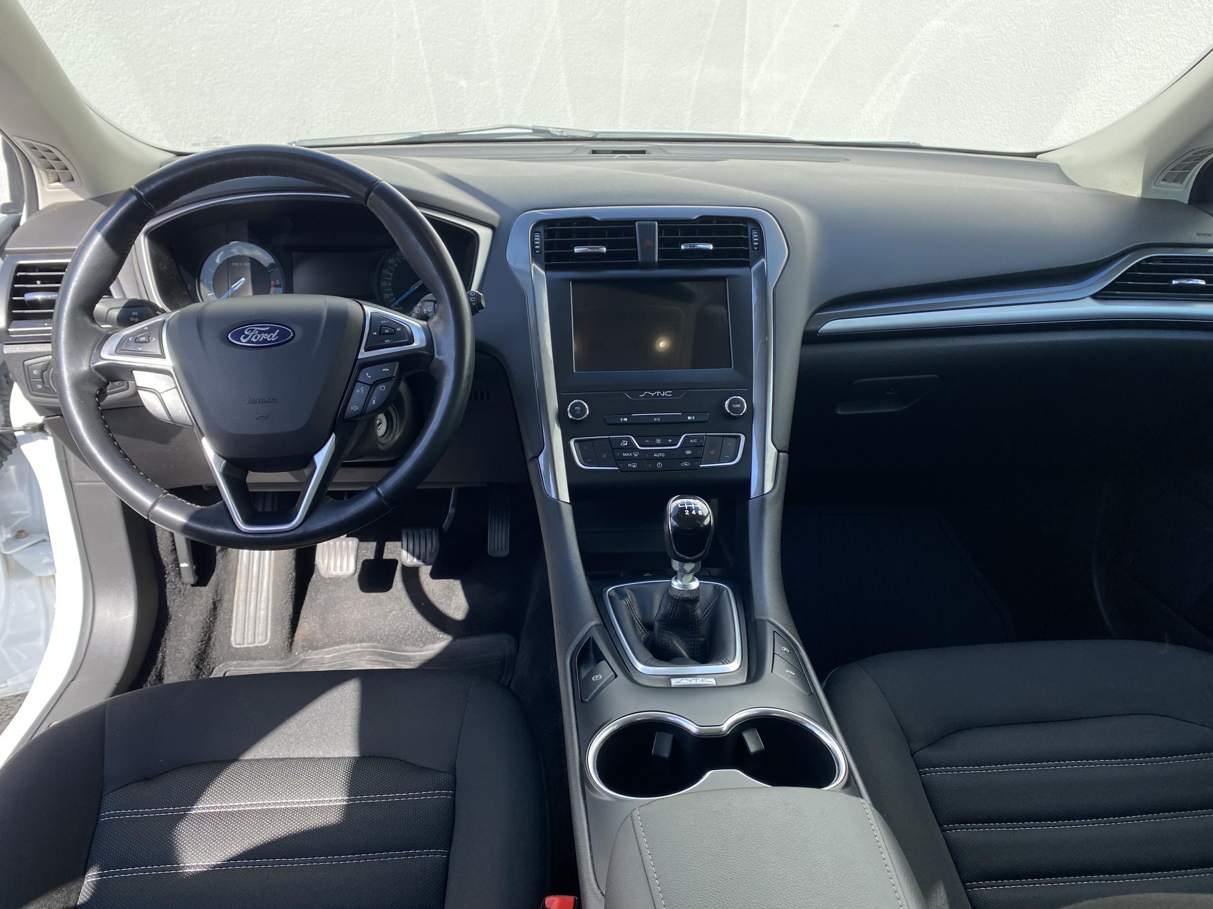 Ford Mondeo, 2019 - pohled č. 8