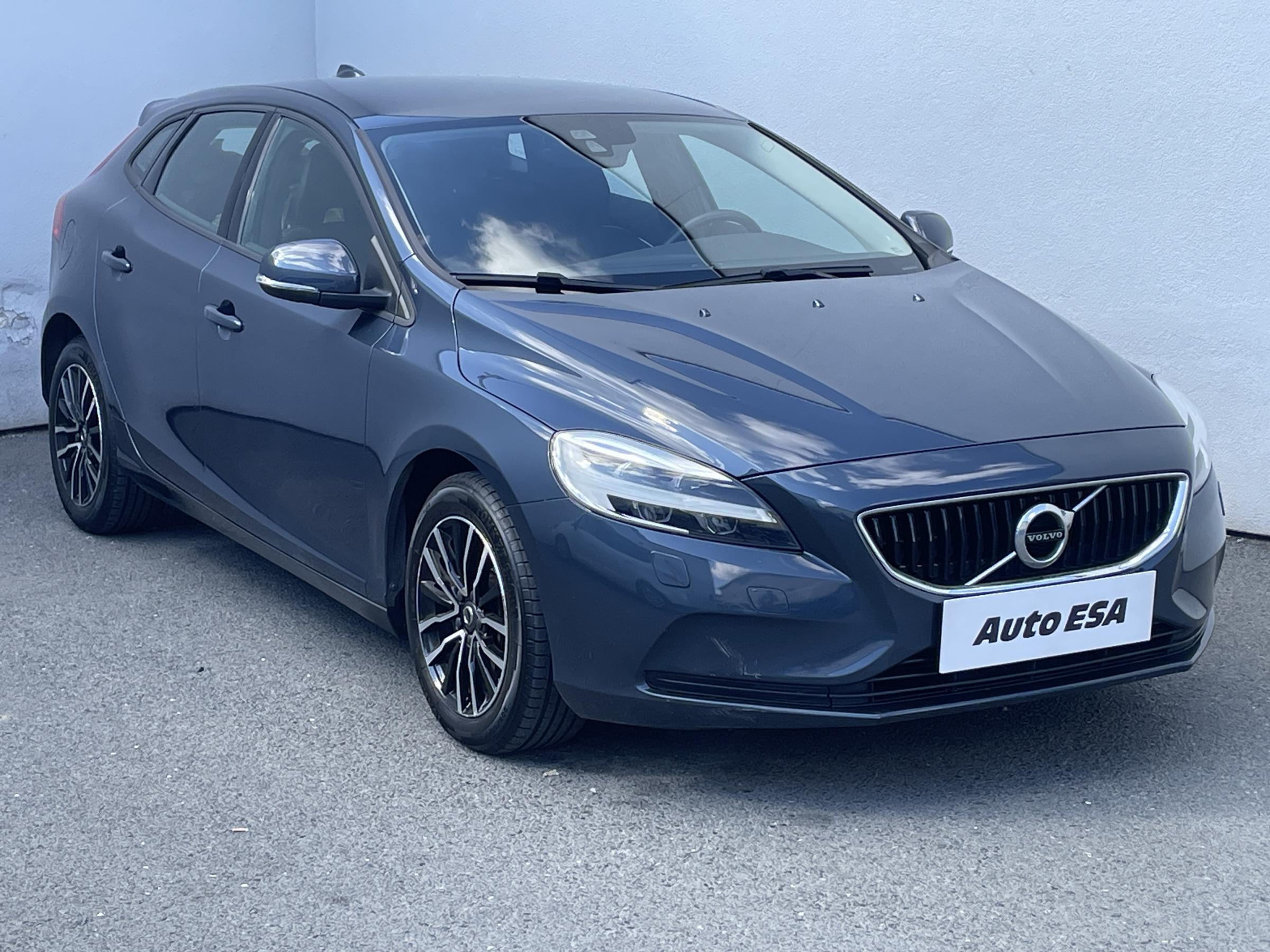 Volvo V40, 2017
