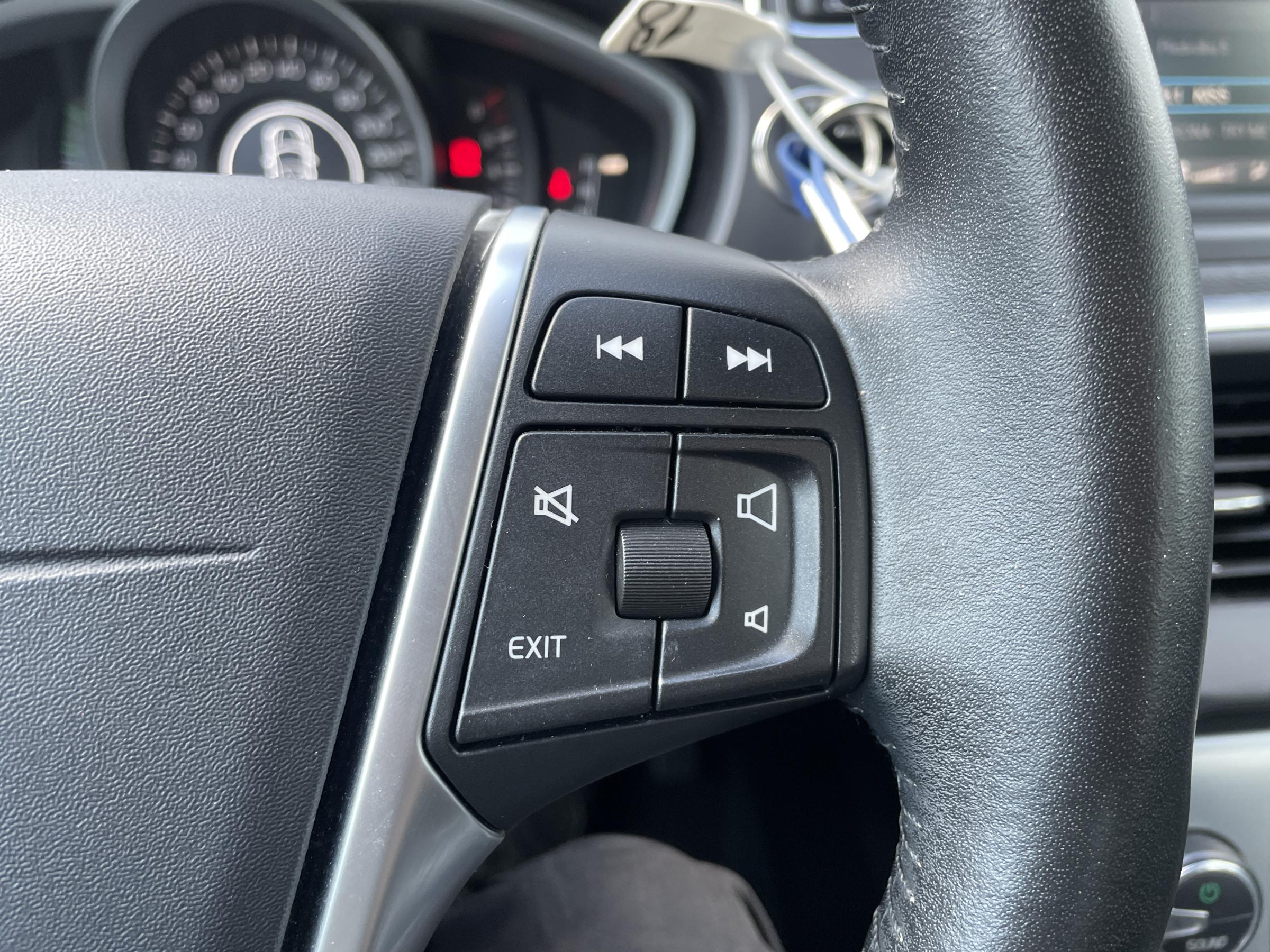 Volvo V40, 2017 - pohled č. 16