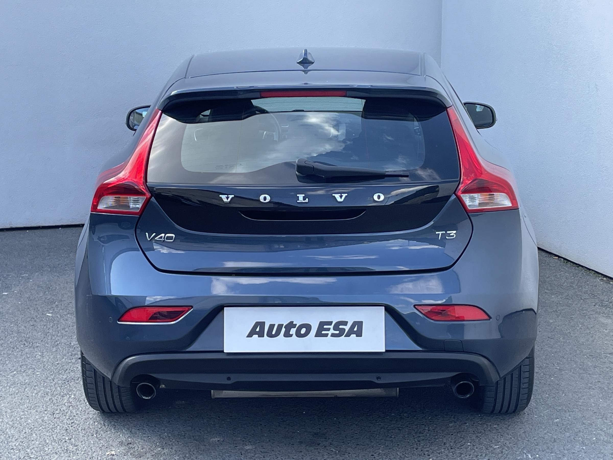 Volvo V40, 2017 - pohled č. 5