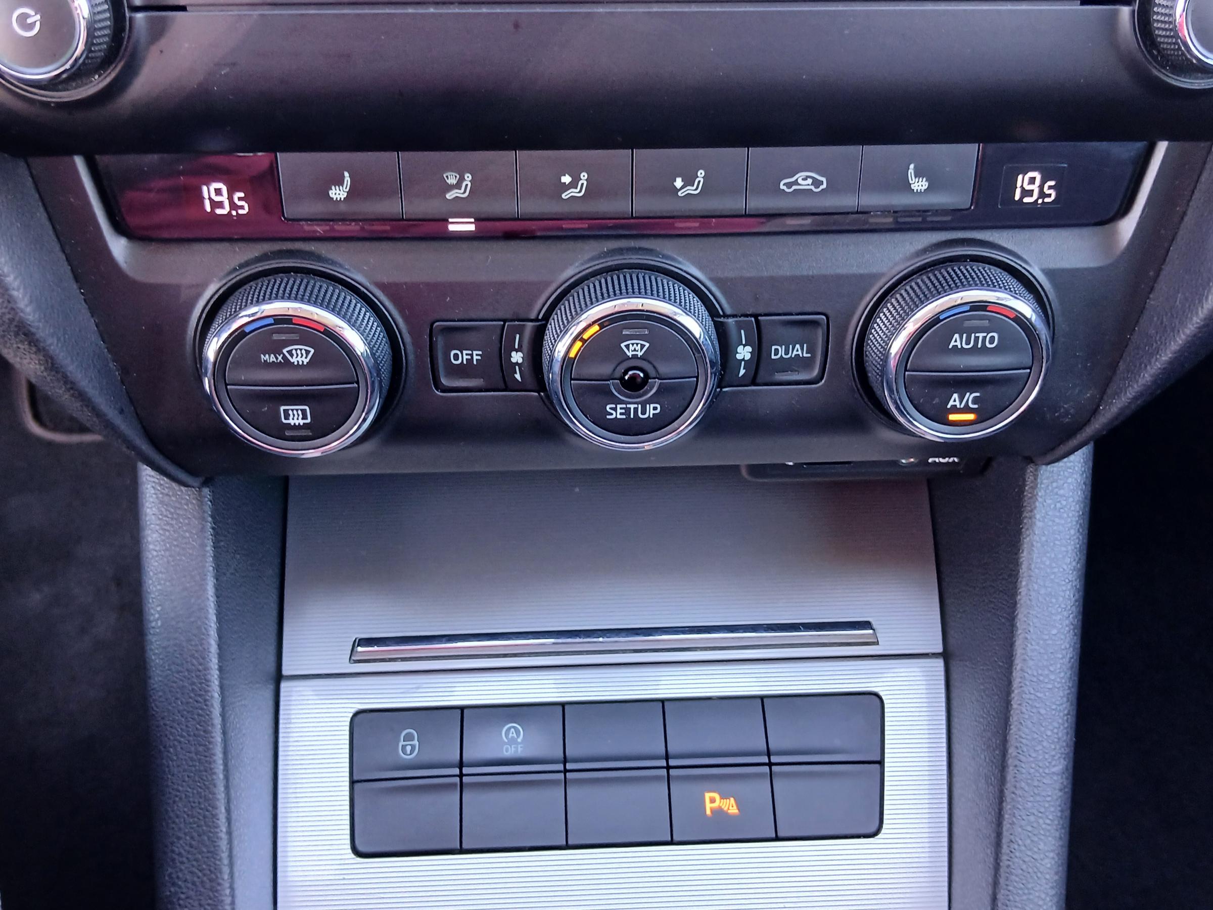 Škoda Octavia III, 2013 - pohled č. 18