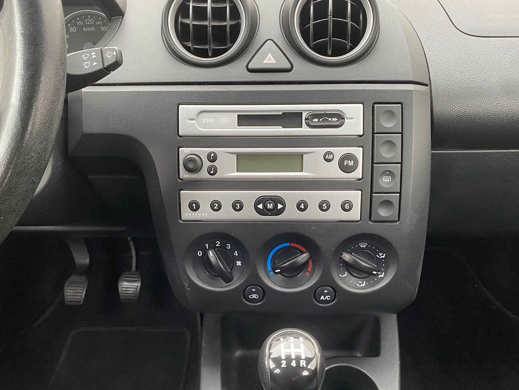 Ford Fiesta 1.3i 
