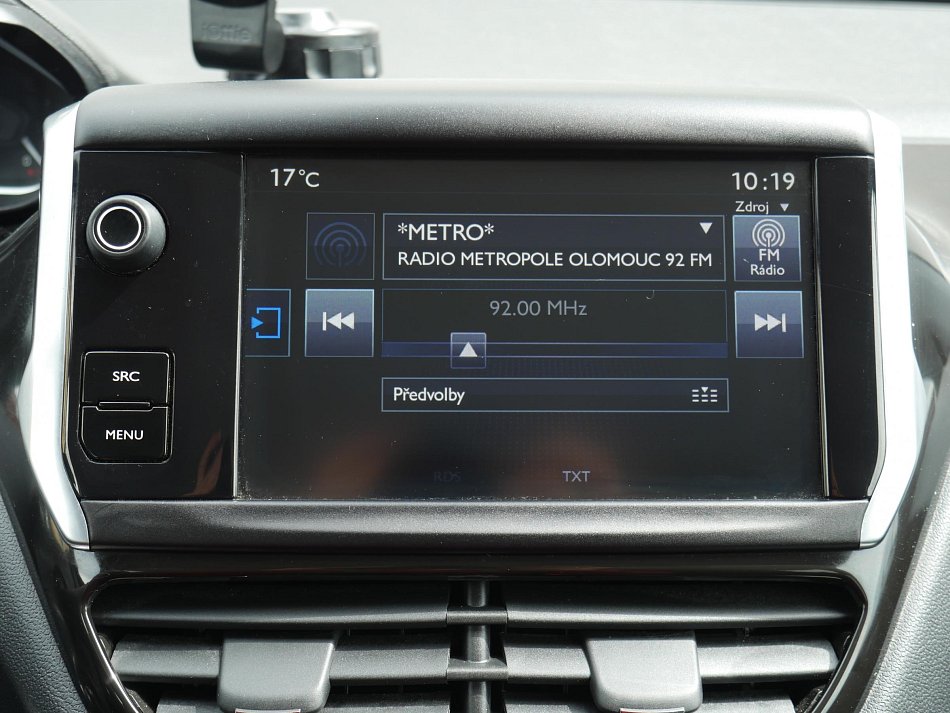 Peugeot 208 1.6i 