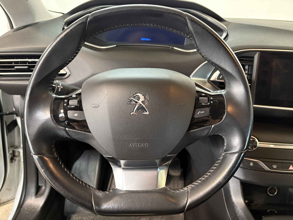 Peugeot 308 1.5 HDi 
