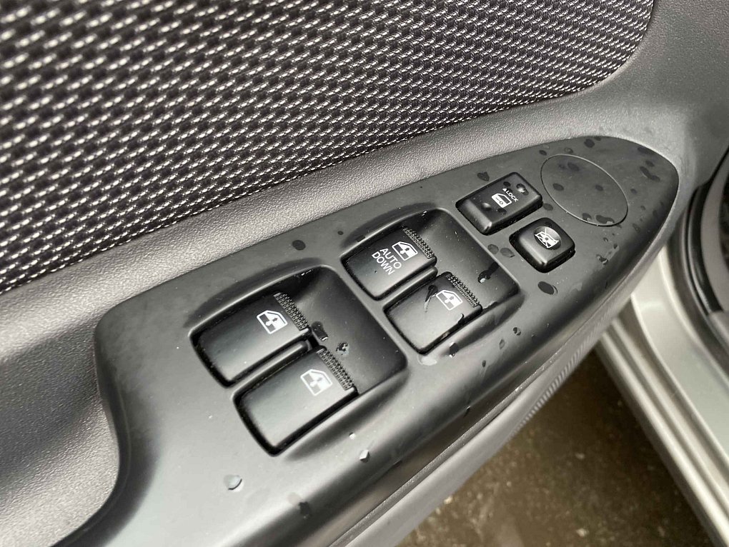 Kia Rio 1.4i 