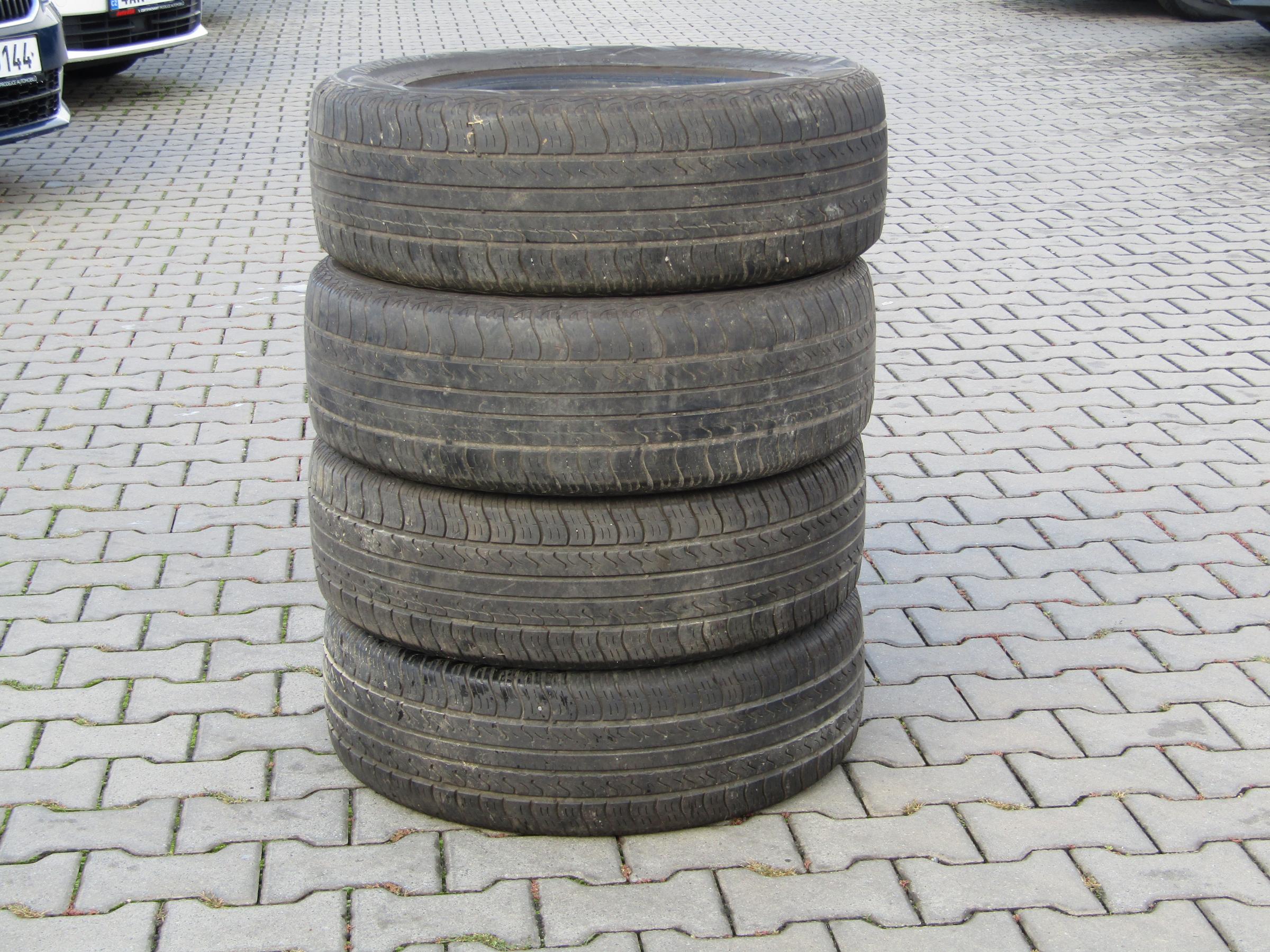 Dacia Duster, 2011 - pohled č. 14