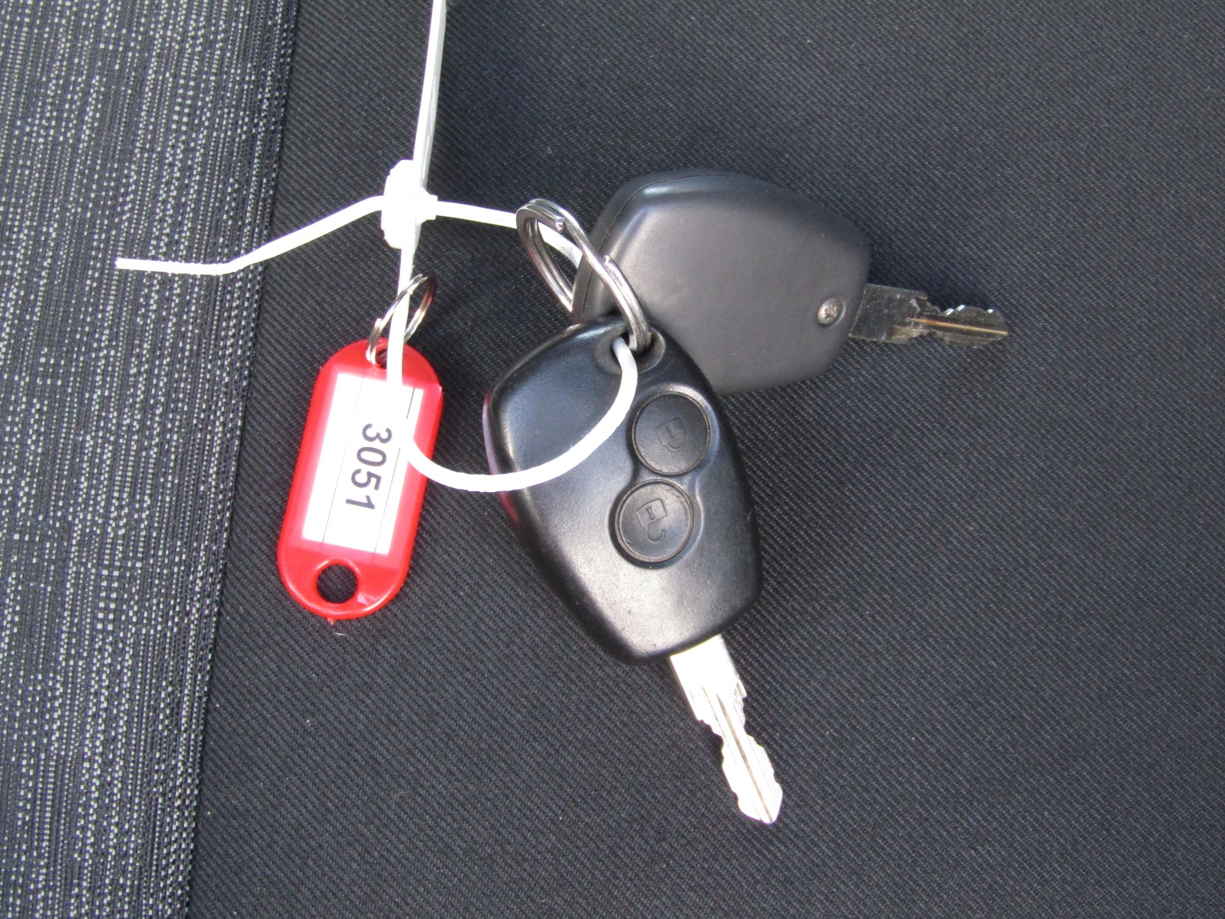 Dacia Duster, 2011 - pohled č. 15