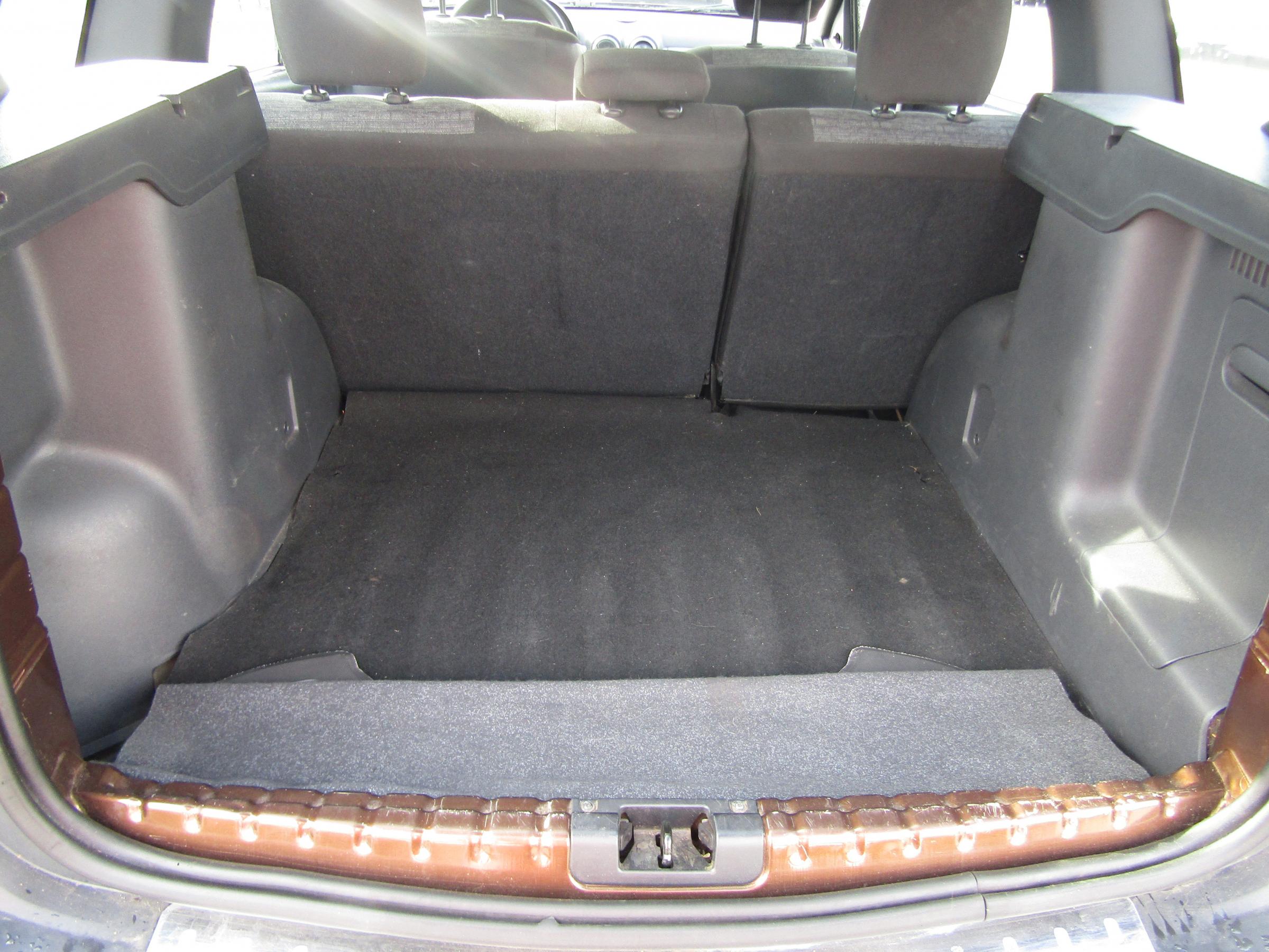 Dacia Duster, 2011 - pohled č. 7