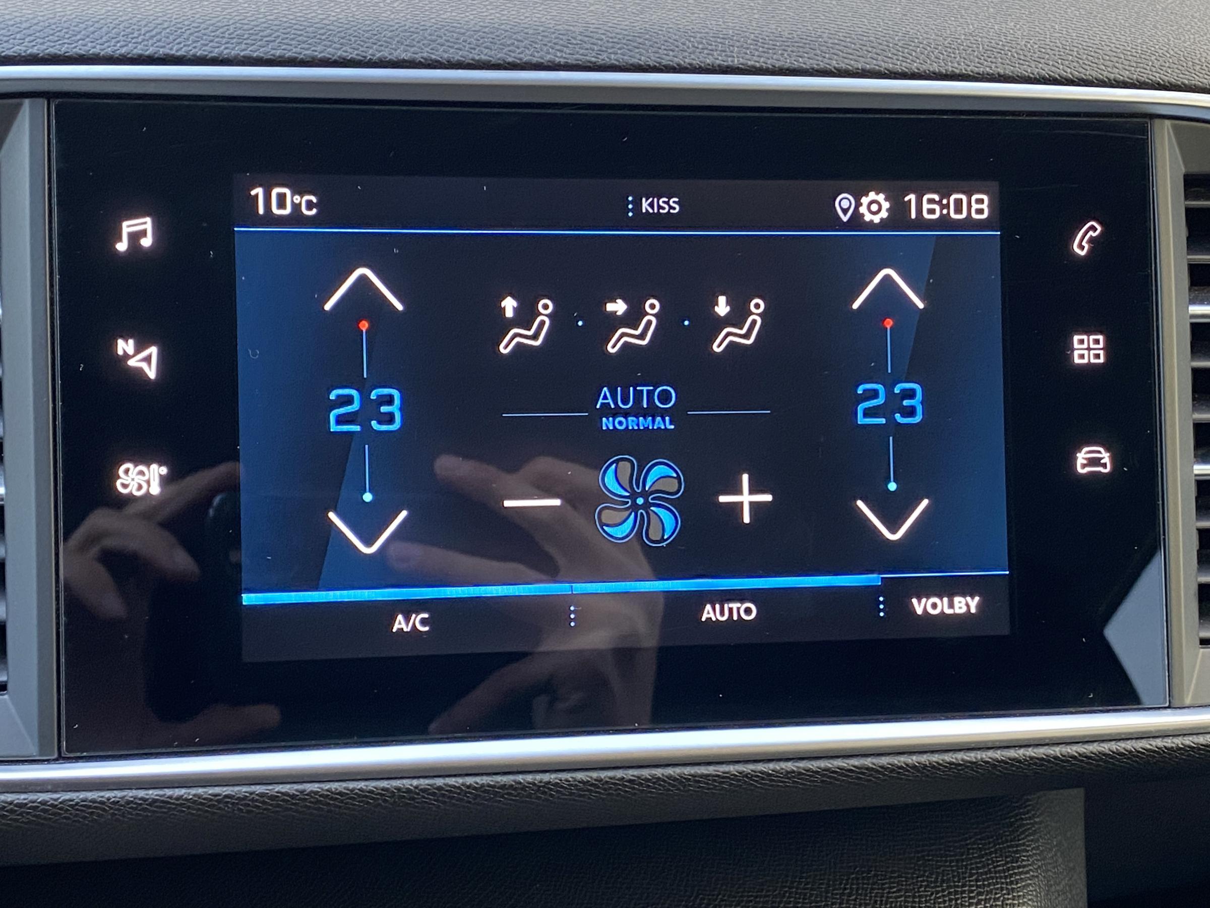 Peugeot 308, 2020 - pohled č. 16