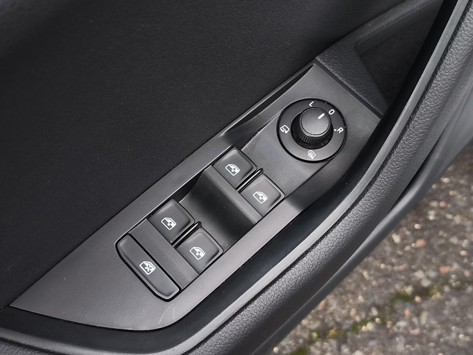 Škoda Superb III 2.0TDi Active