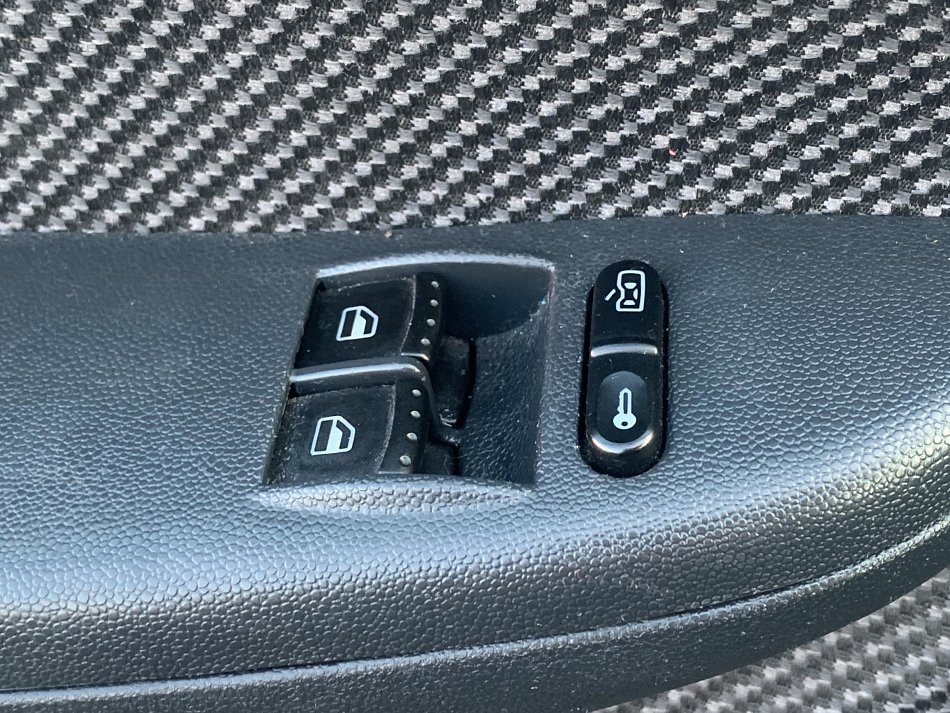 Škoda Fabia I 1.4 MPi Ambition