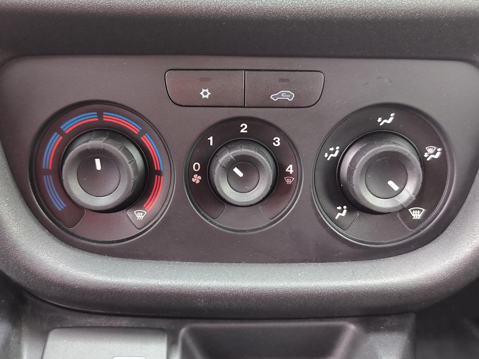 Fiat Dobló cargo 1.4T CNG  DÍLNA