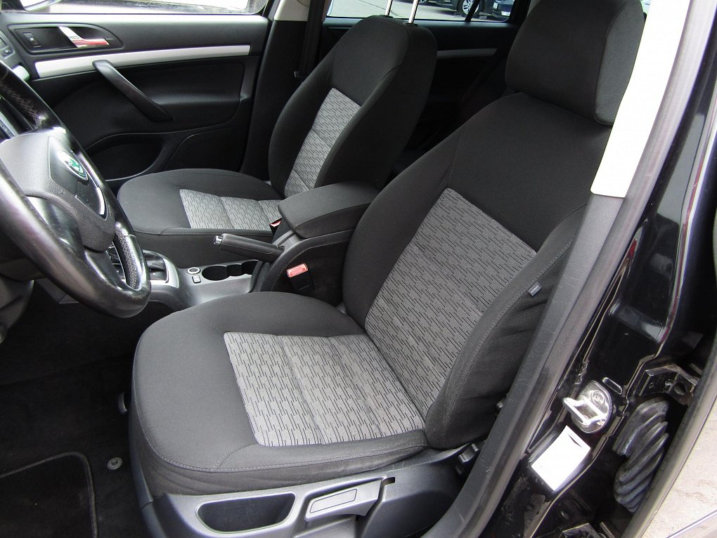 Škoda Octavia II 2.0 TDi Ambiente
