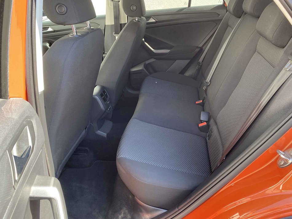 Volkswagen T-Roc 1.6 TDi 