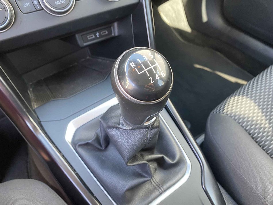 Volkswagen T-Roc 1.6 TDi 