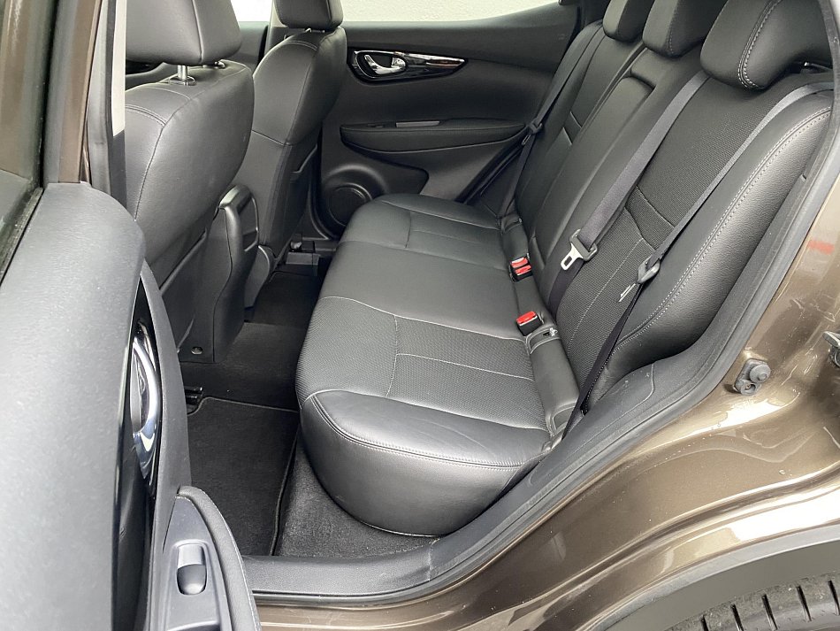 Nissan Qashqai 1.6 DiG-T Tekna 4x2