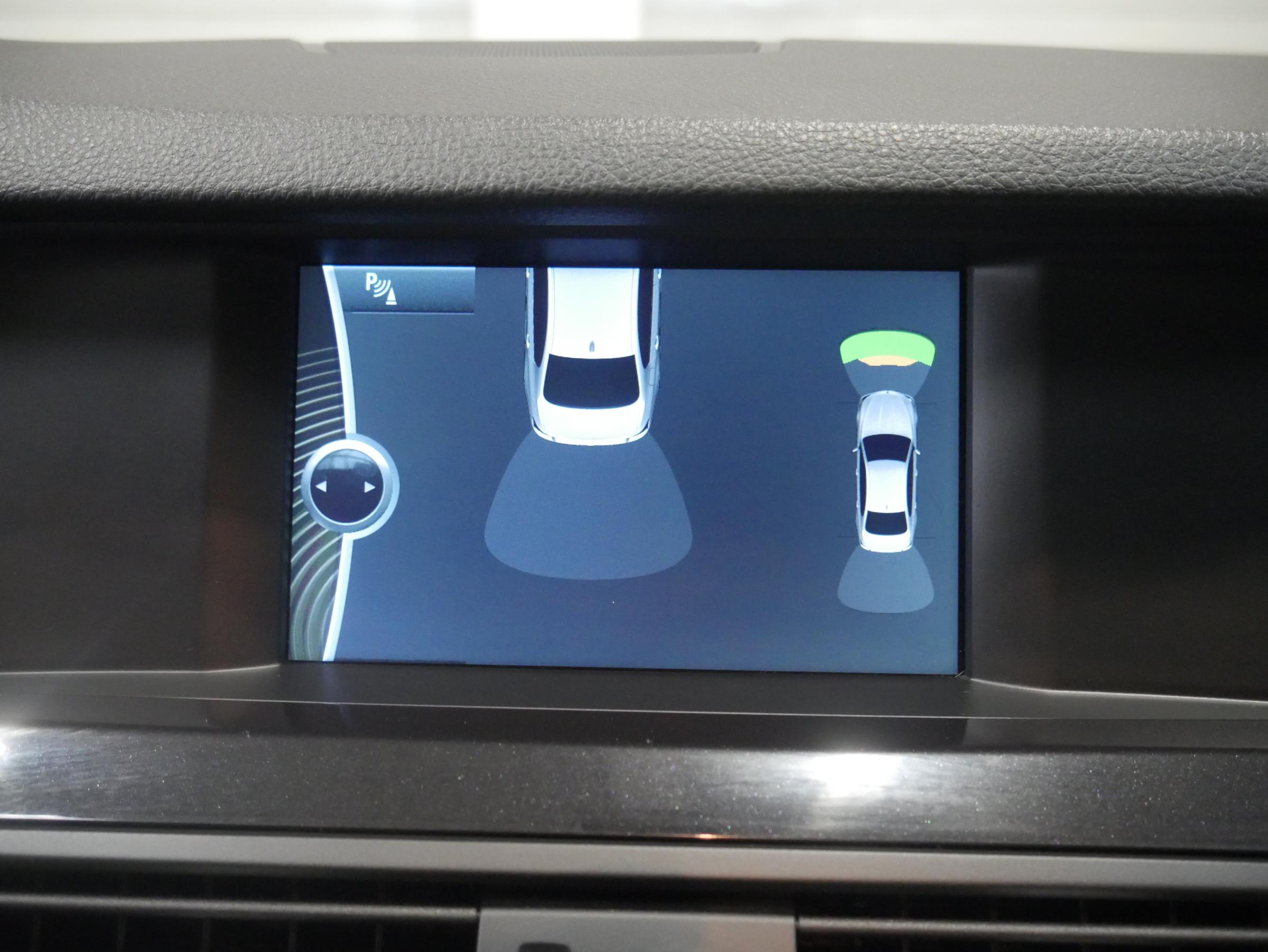 BMW Řada 5, 2011 - pohled č. 16