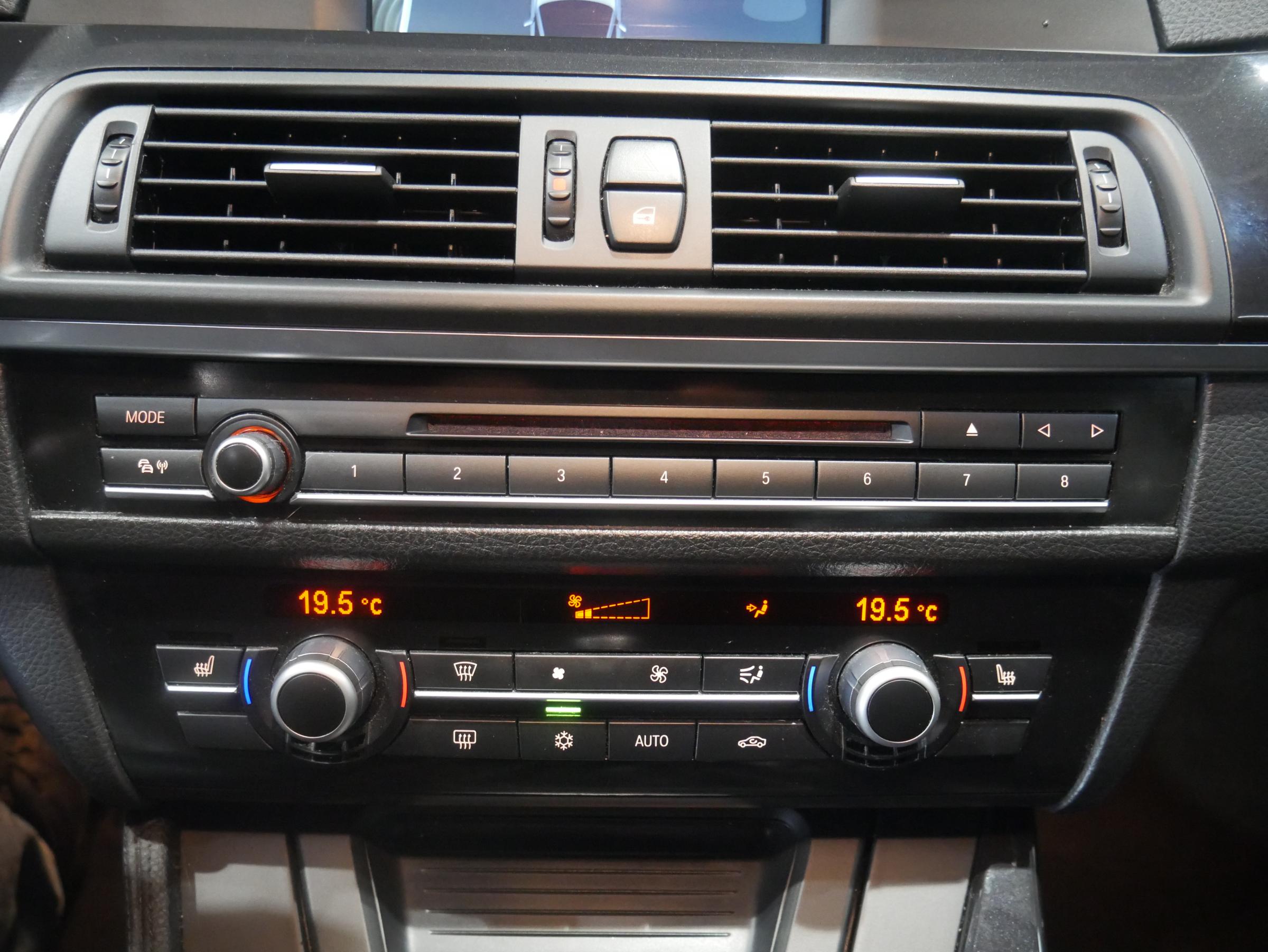 BMW Řada 5, 2011 - pohled č. 18