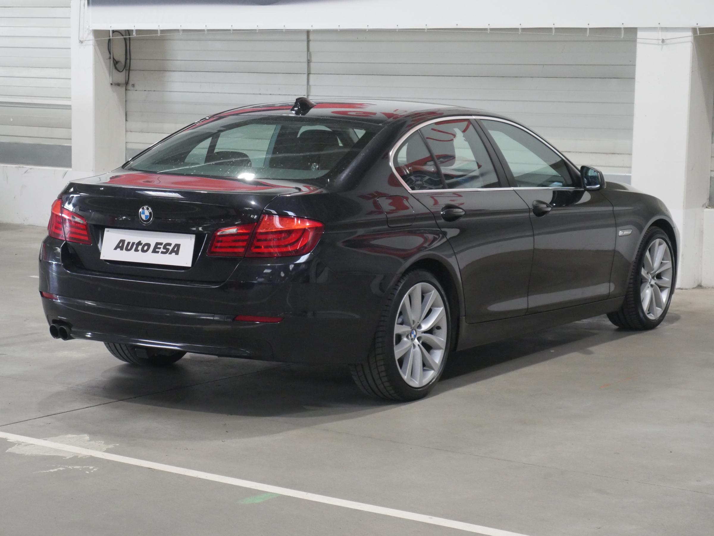 BMW Řada 5, 2011 - pohled č. 4