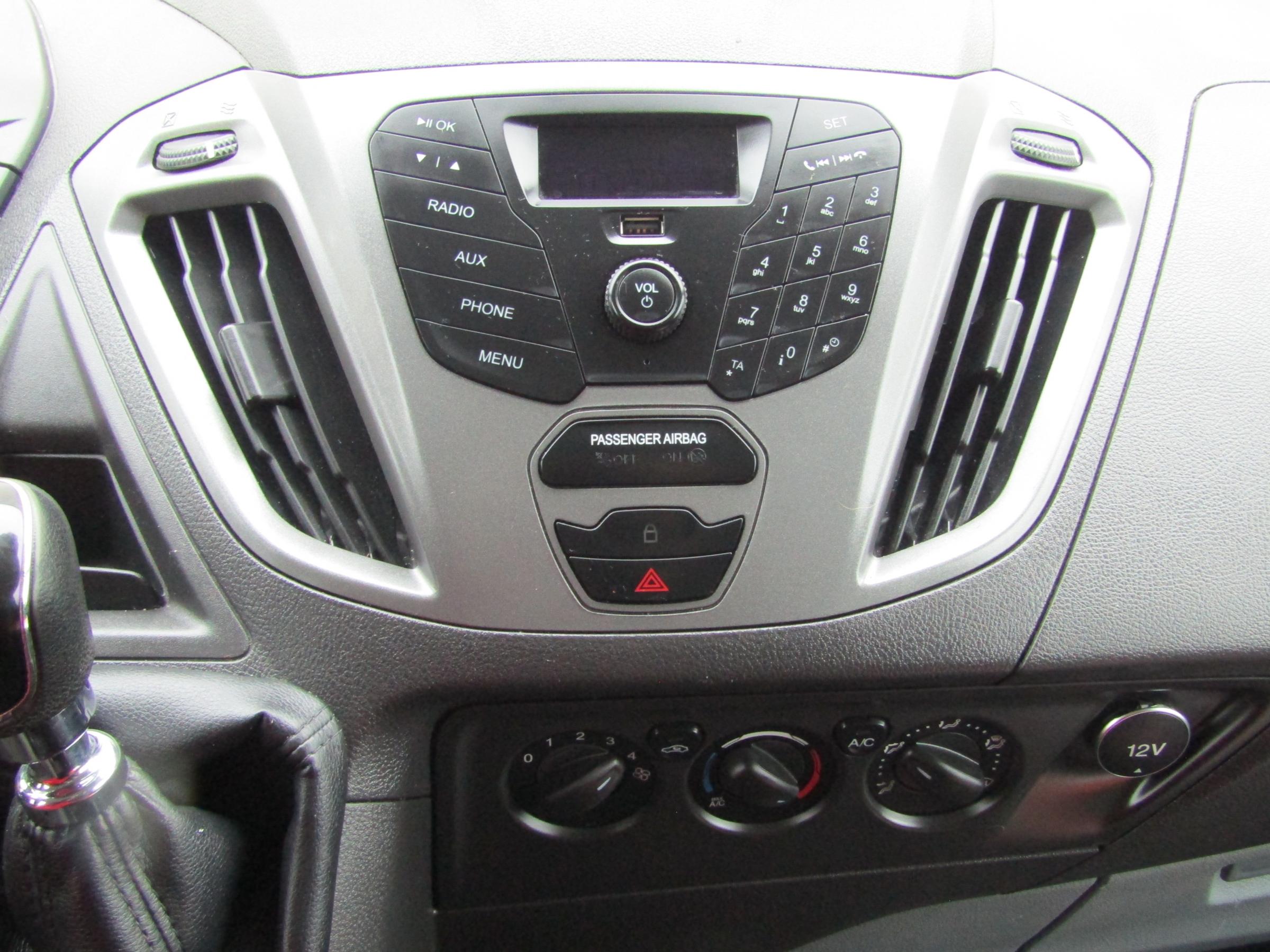 Ford Transit Custom, 2015 - pohled č. 13