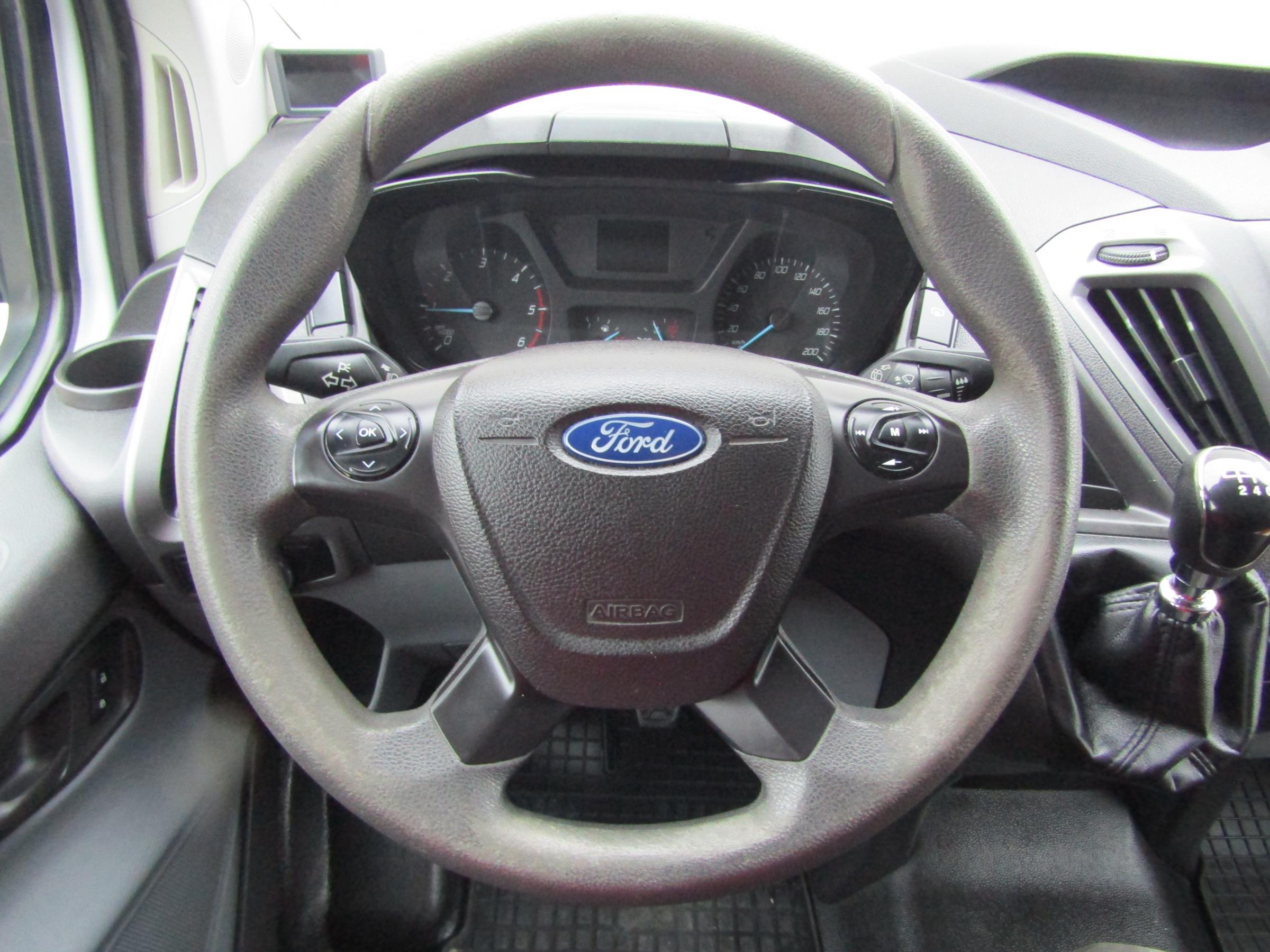 Ford Transit Custom, 2015 - pohled č. 15