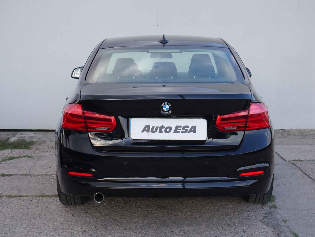 BMW Řada 3 1.5i 