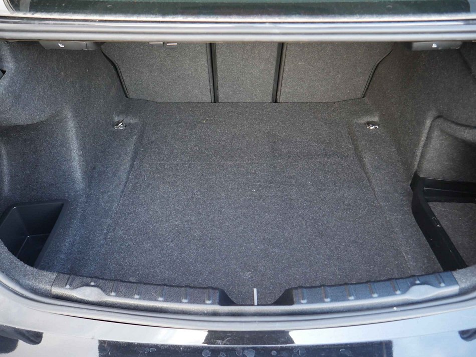BMW Řada 3 1.5i 