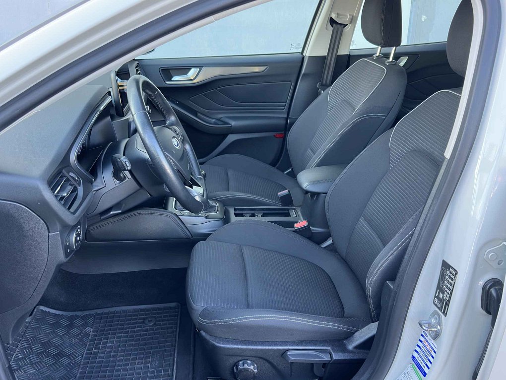Ford Focus 1.5EB Titanium