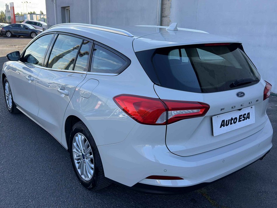 Ford Focus 1.5EB Titanium
