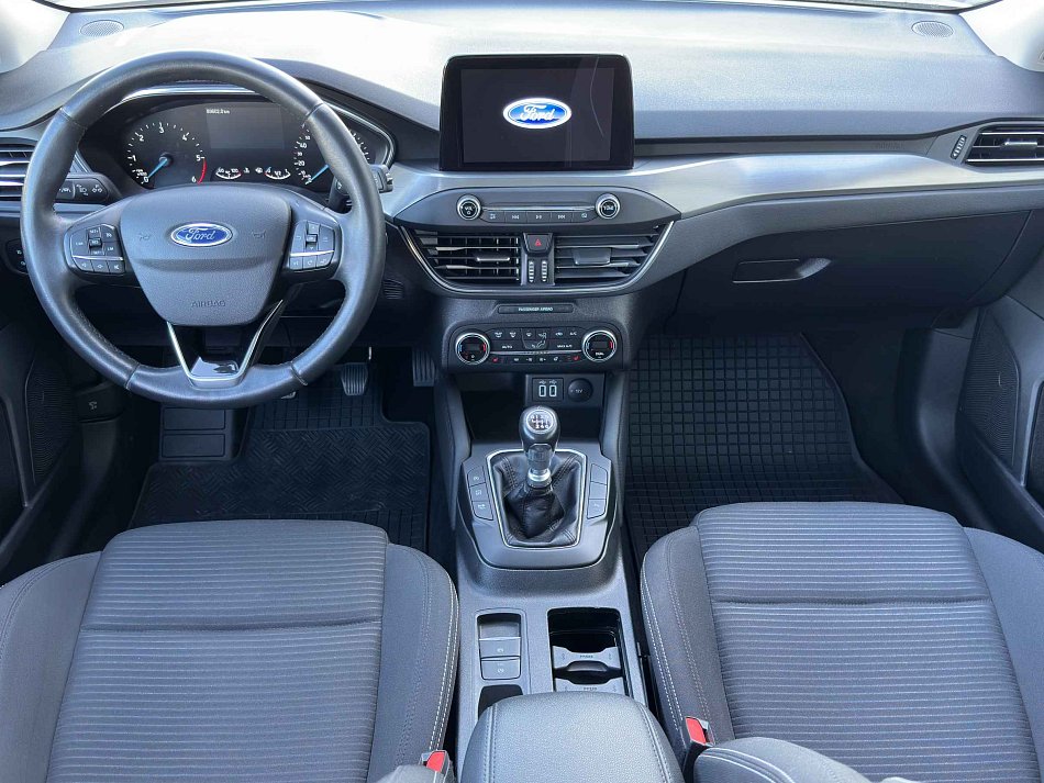 Ford Focus 1.5EB Titanium