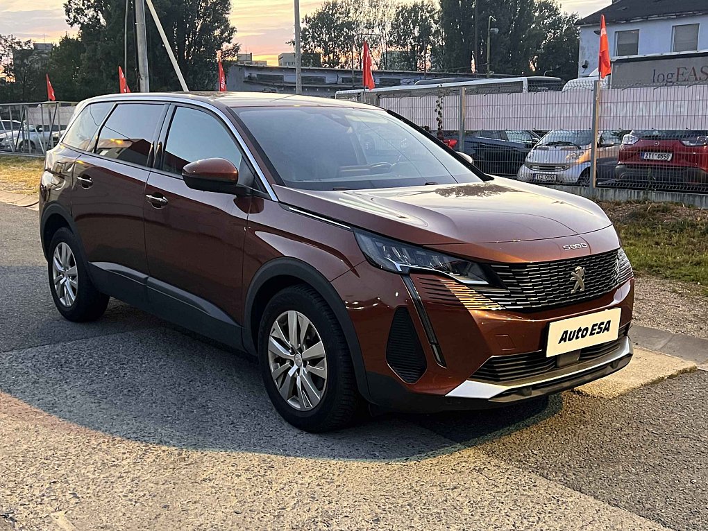 Peugeot 5008 1.2PT 