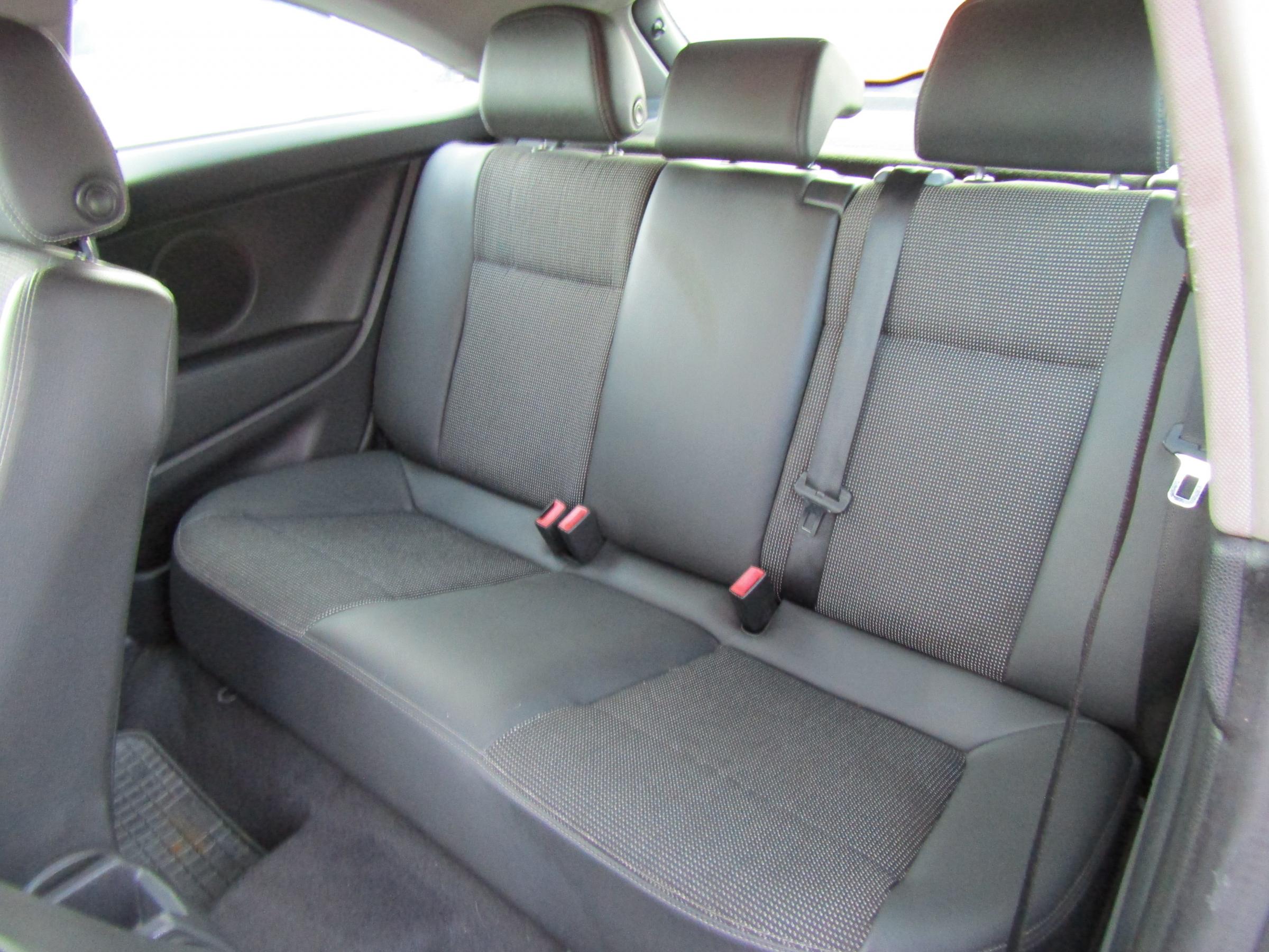 Opel Astra, 2005 - pohled č. 10