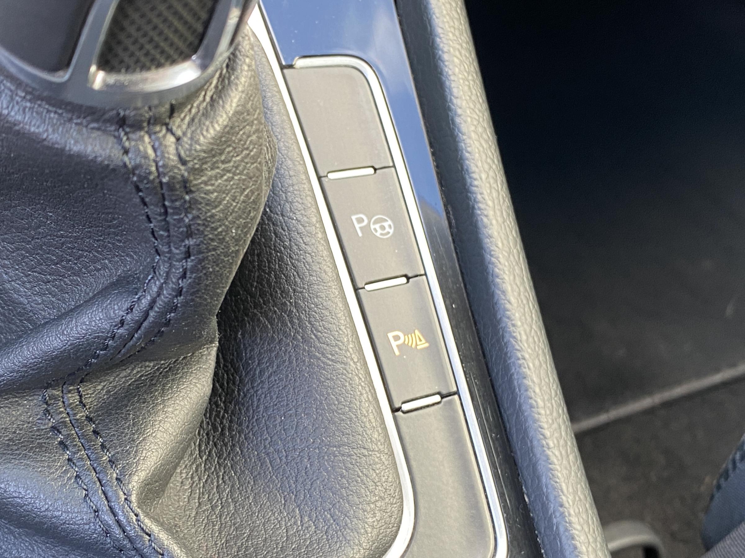 Volkswagen Golf, 2014 - pohled č. 17