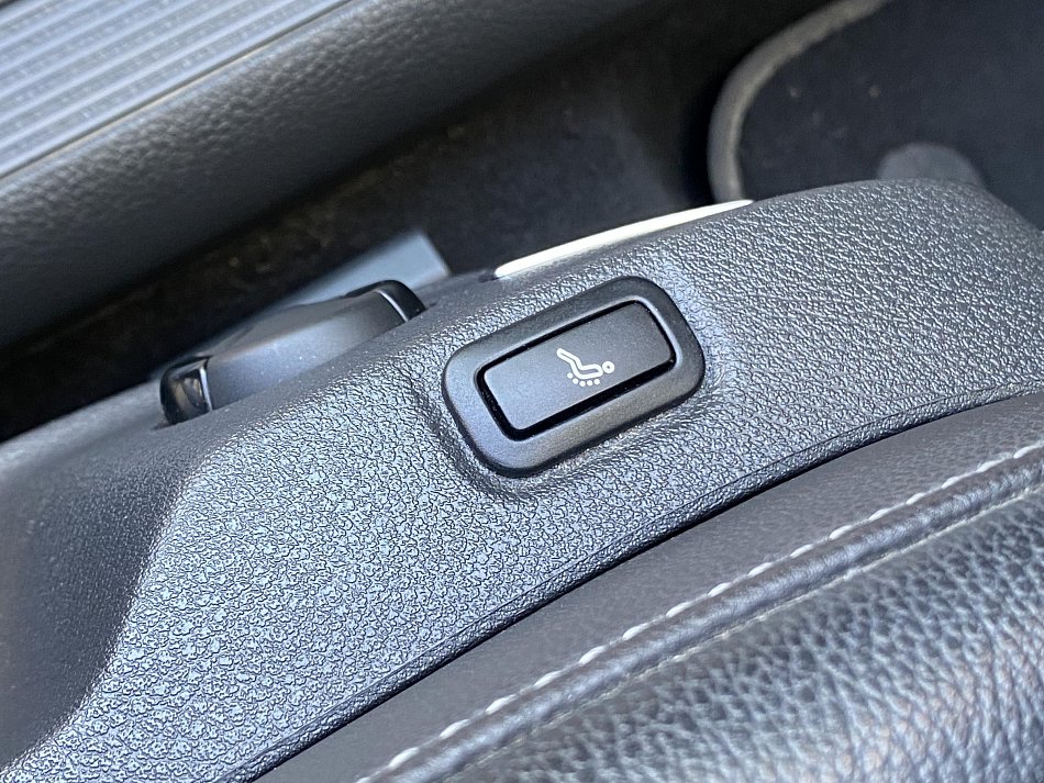 Volkswagen Golf 1.6 TDi Highline