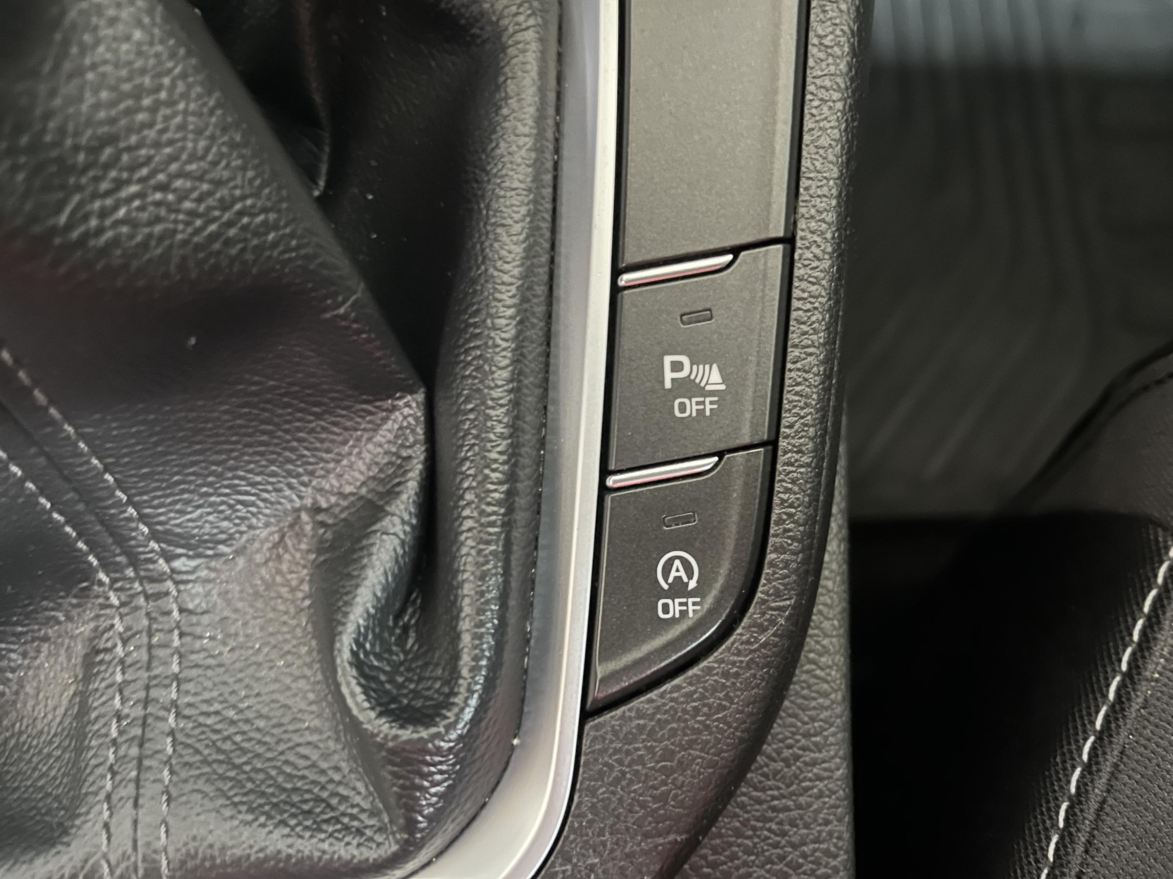 Hyundai i30, 2018 - pohled č. 18