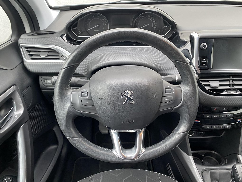 Peugeot 2008 1.2 PT GT Line