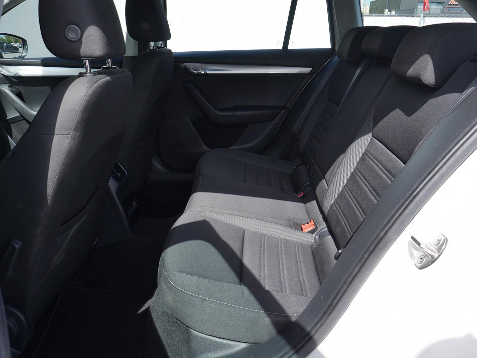 Škoda Octavia III 1.6 TDi Ambition Fresh