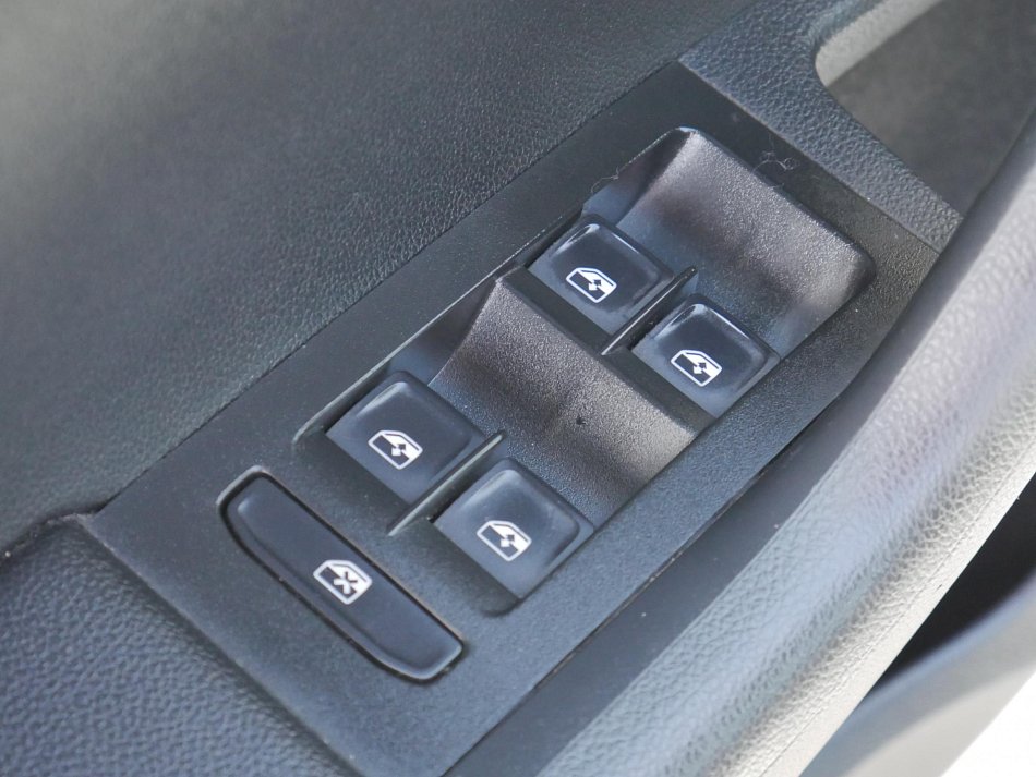 Škoda Octavia III 1.6 TDi Ambition Fresh