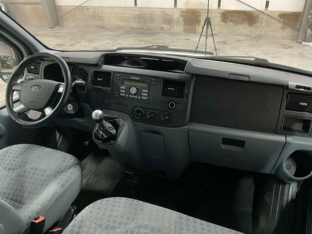 Ford Transit 2.2TDCi Trend 9míst