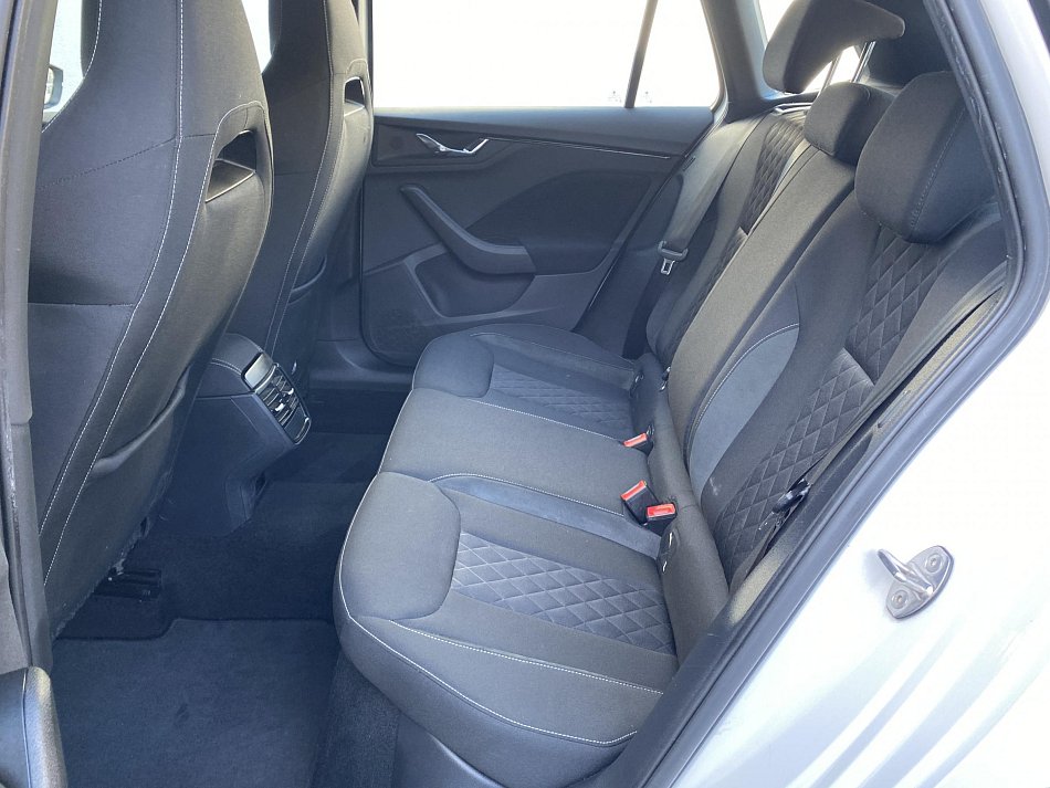 Škoda Kamiq 1.0 TSi Ambition