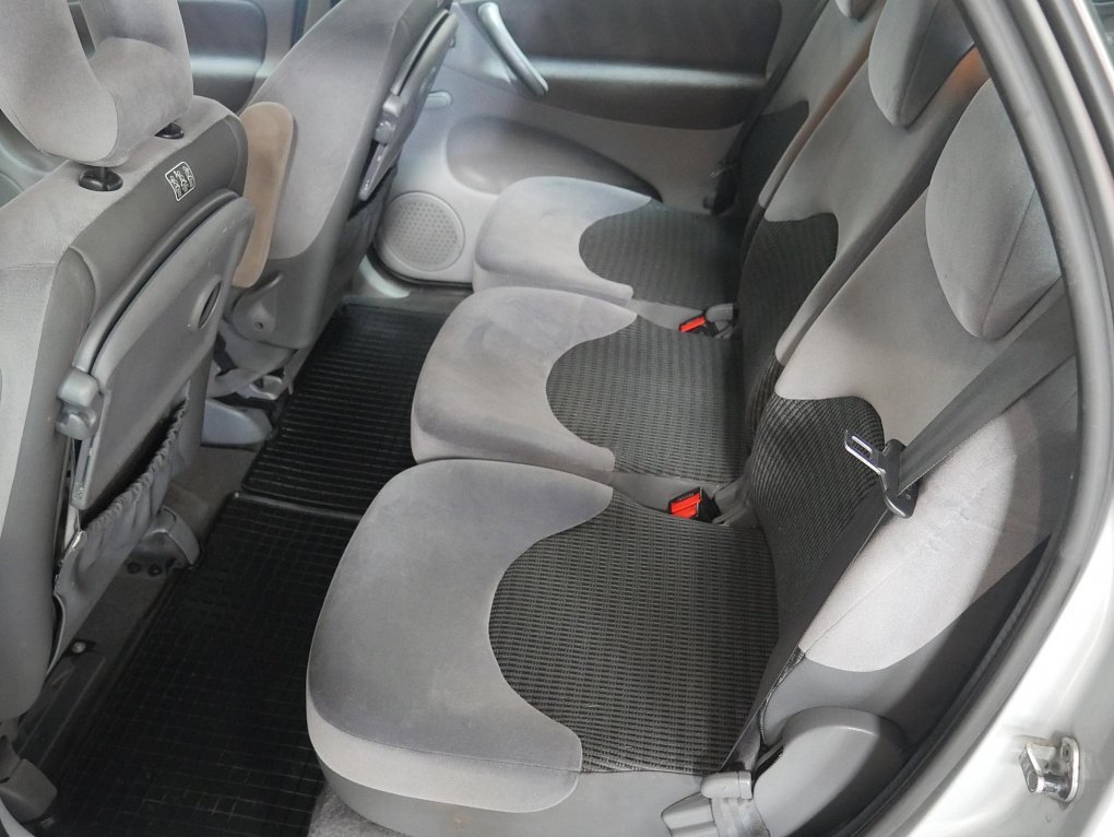 Citroën Xsara Picasso 1.6i 