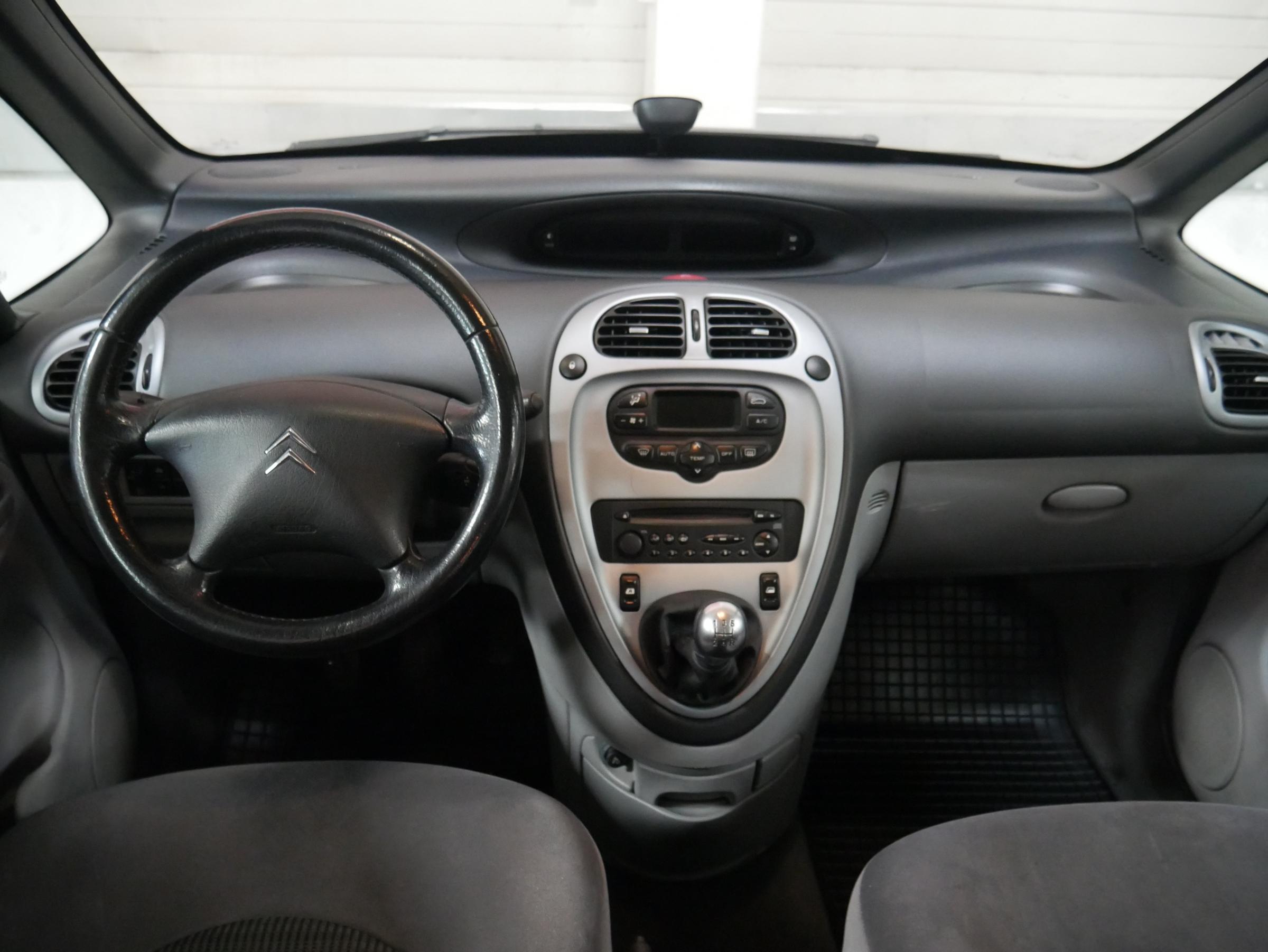 Citroën Xsara Picasso, 2011 - pohled č. 8