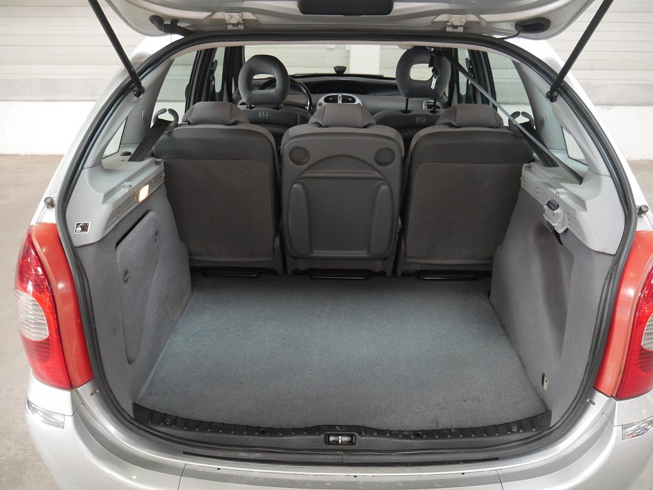 Citroën Xsara Picasso 1.6i 